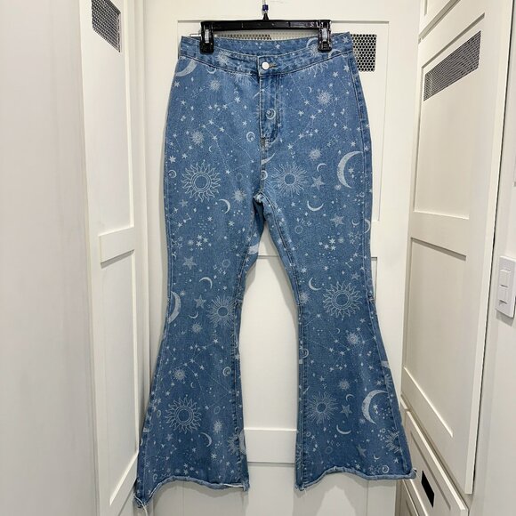 Light Wash Boho Hippie 70's Styled Bell Bottom Jeans Sun Moon Stars Celestial - Picture 1 of 10